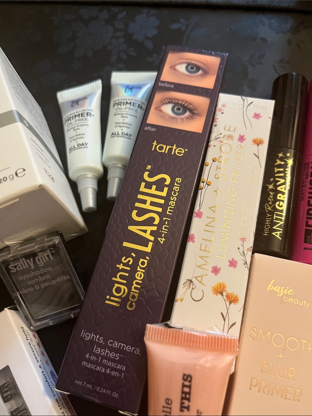 Makeup Bundle - Picture 5 of 7